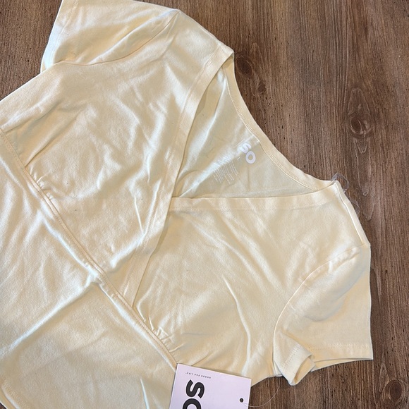 Women’s Goods For Life Crop Top!! - Picture 3 of 5